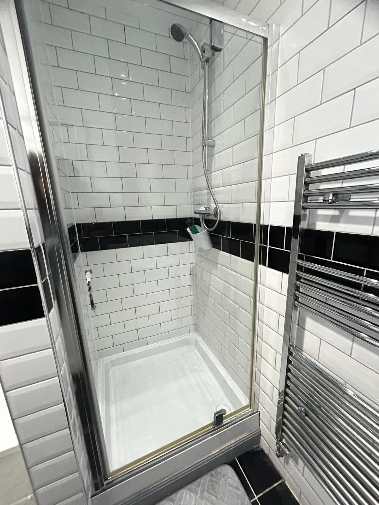 Lovely 5Br Home In Manchester. Close To The City ภายนอก รูปภาพ